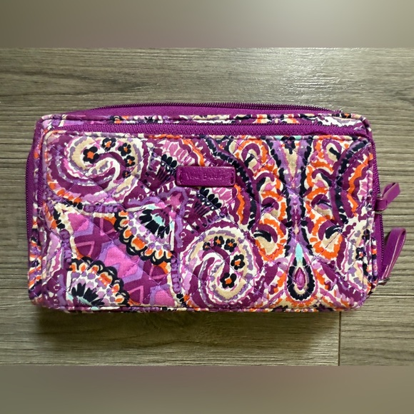 Vera Bradley Y2K Iconic Purple Crossbody Deluxe Purse Adjustable Strap Quilted - Picture 1 of 16